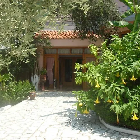 Hotel Pashai Radhimë