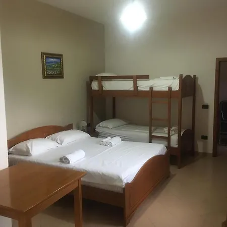 Pashai 4* Radhimë